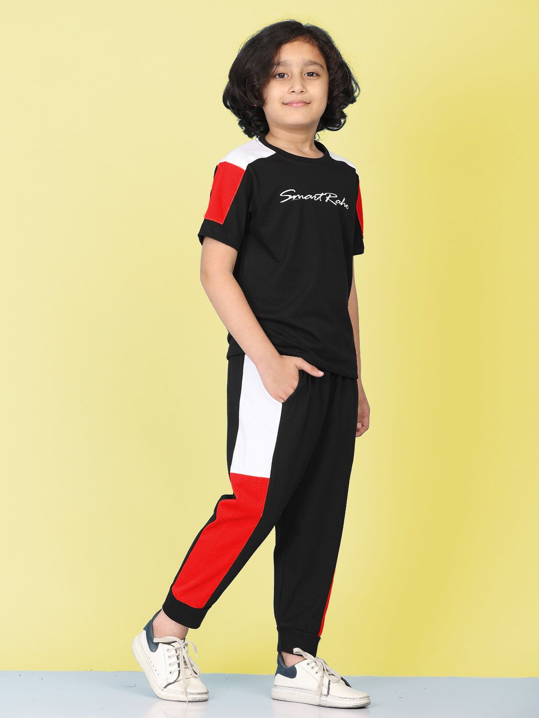 Boys Casual T-shirt Track Pants  (RED)