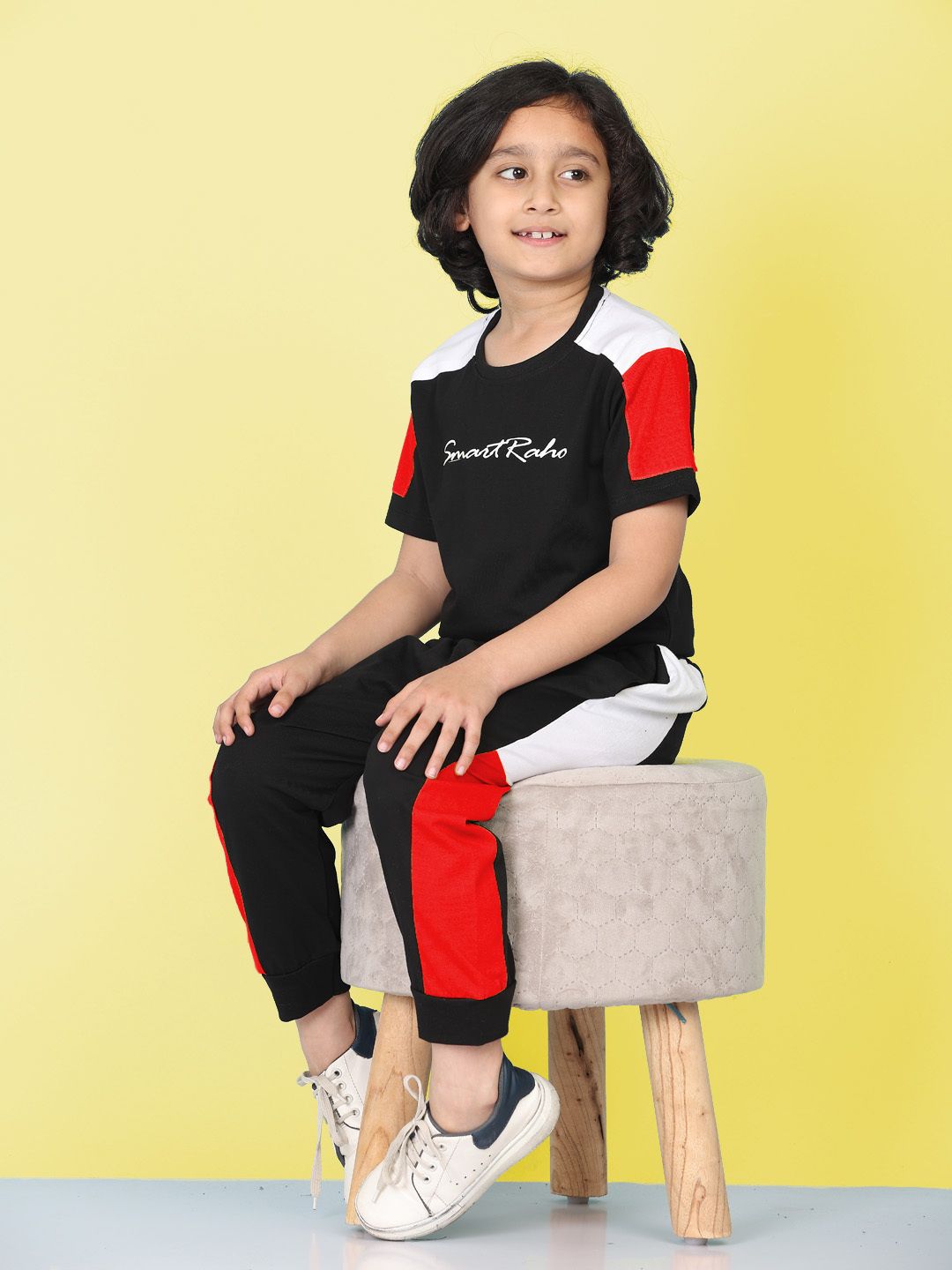 Boys Casual T-shirt Track Pants  (RED)