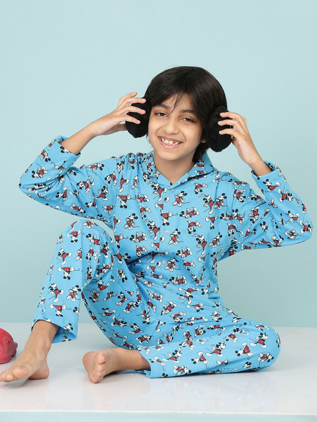 Notched Unisex nightsuit in Fun Donut Print- White – biglilpeople